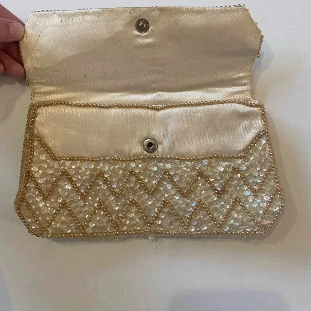 JILL Empress VINTAGE Beaded Clutch Cream